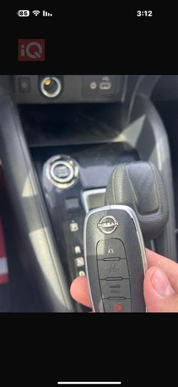 نیسان ڤێرسا